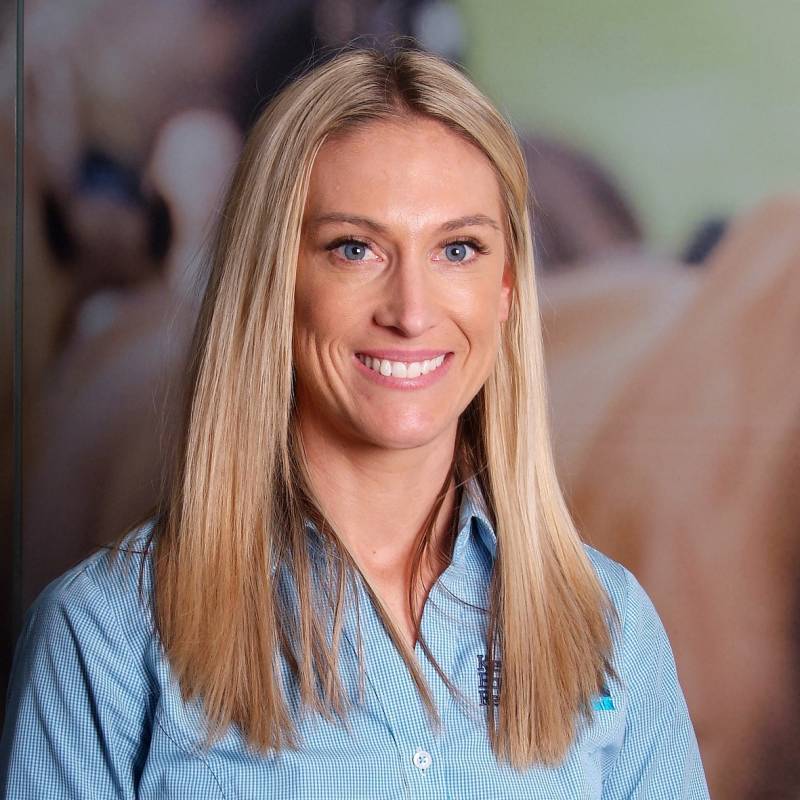 Rachell Leslie head shot